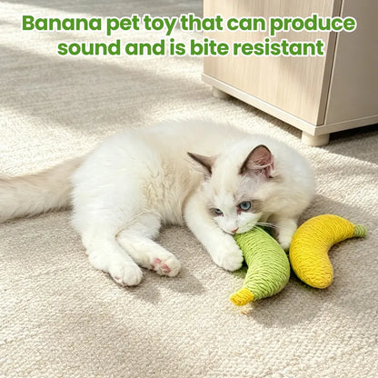 Sisal Banana Interactive Cat Toy - Compact 40g Textured Design for Chewing, Batting, and Scratching - Indoor Pet Play (Yellow/Green)